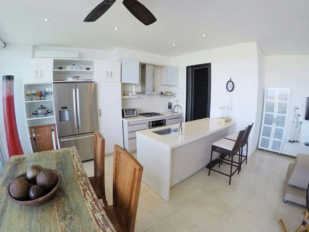 Karibana Beach Golf Condominium Cartagena